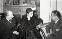 19 de marzo de 1953 Onomástica de José Campúa celebrada en su estudio de la c/ Bárbara de Braganza